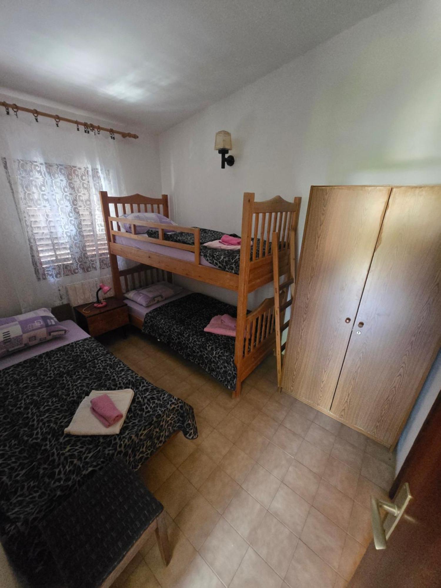 Apartments Lorena Стоморска Екстериор снимка